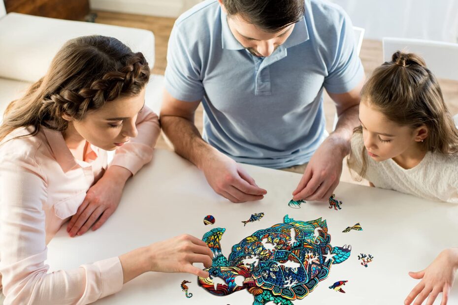 Skapa minnen: Familjekul med invecklade träpussel 66dba431201e8